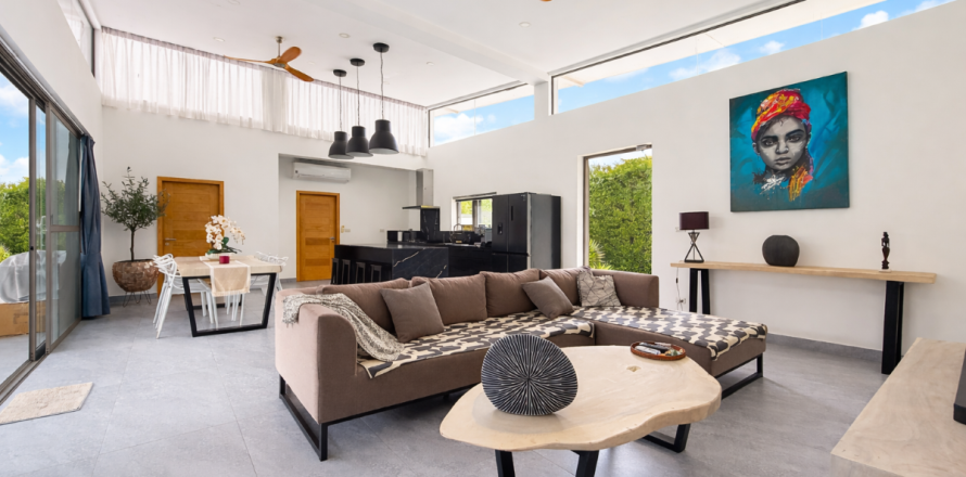 House in Ko Samui, Thailand 3 bedrooms № 170381