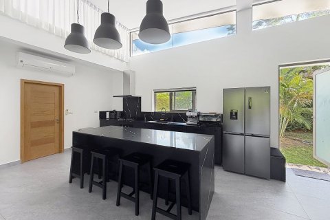 House in Ko Samui, Thailand 3 bedrooms № 170381 - photo 8