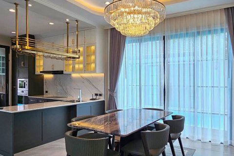 Villa in Chiang Mai, Thailand 4 bedrooms № 170378