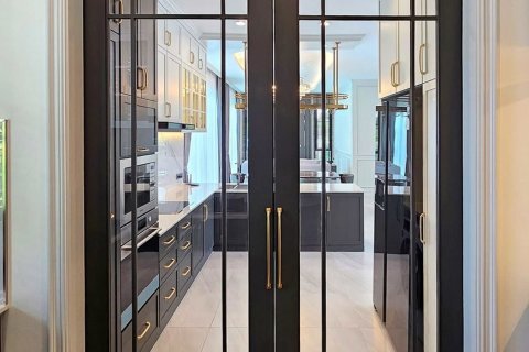 Villa in Chiang Mai, Thailand 4 bedrooms № 170378 - photo 10