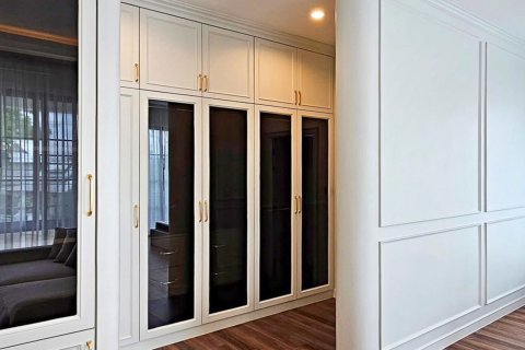 Villa in Chiang Mai, Thailand 4 bedrooms № 170378 - photo 26