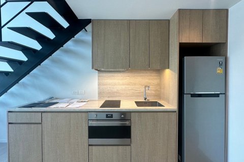 Studio dans le Condo à Bang Rak, Bangkok, Thaïlande  № 136580 - photo 8