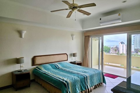 Studio in the Condo in Pattaya, Thailand  № 136584 - photo 5