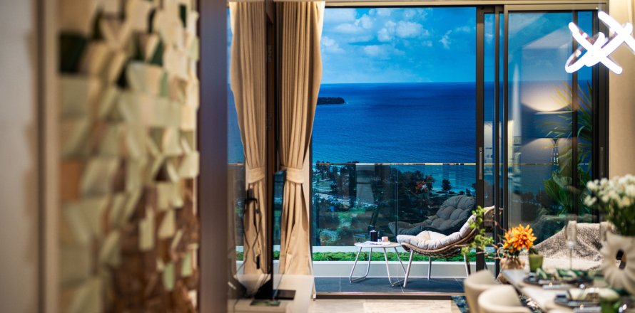 Condo à Phuket, Thaïlande, 3 chambres № 152135