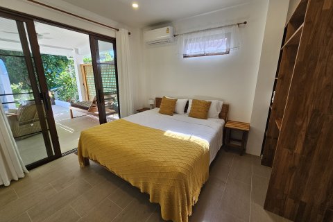Villa in Ko Samui, Thailand 3 bedrooms № 138137 - photo 14