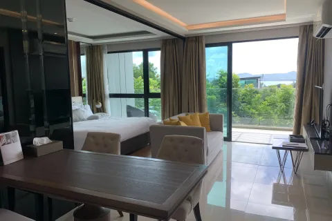 Condo in Phuket, Thailand, 2 bedrooms  № 138200 - photo 10