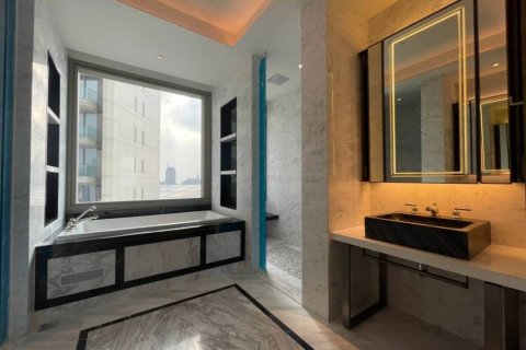 Condo in Khlong San, Bangkok, Thailand, 2 bedrooms  № 134071 - photo 4