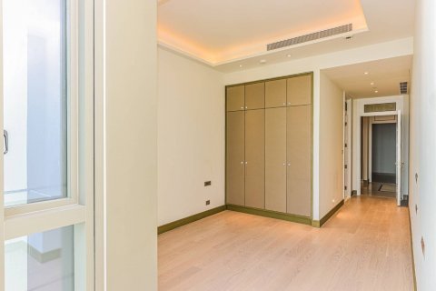 Кондоминиум с 3 спальнями в Кхлонг Сане, Бангкок, Таиланд № 134070 - фото 13