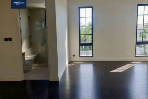 Вилла в Суан Луанге, Бангкок, Таиланд с 5 спальнями  № 134067 - фото 12