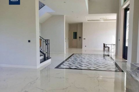 Вилла в Суан Луанге, Бангкок, Таиланд с 5 спальнями  № 134067 - фото 3