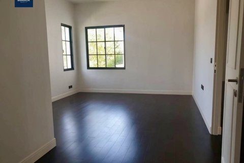 Вилла в Суан Луанге, Бангкок, Таиланд с 5 спальнями  № 134067 - фото 10