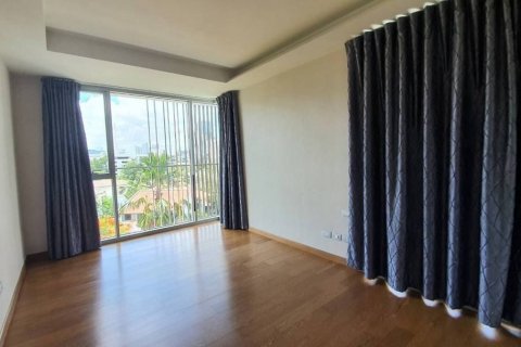 Кондоминиум с 2 спальнями в Ваттхане, Бангкок, Таиланд № 134065 - фото 8