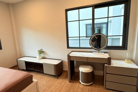 House in Bangkok, Thailand 4 bedrooms № 190282 - photo 2