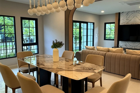 House in Bangkok, Thailand 4 bedrooms № 190282 - photo 10