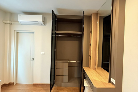 House in Bangkok, Thailand 4 bedrooms № 190282 - photo 4