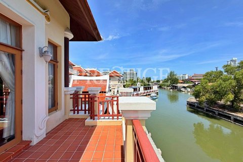 บ้านในพัทยา, ประเทศไทย 4 ห้องนอน № 233460 - รูปถ่าย 17