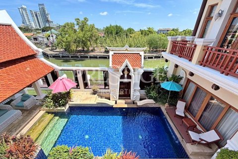 บ้านในพัทยา, ประเทศไทย 4 ห้องนอน № 233460 - รูปถ่าย 18