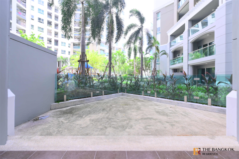 Condo in Bangkok, Thailand, 3 bedrooms № 184699 - photo 9