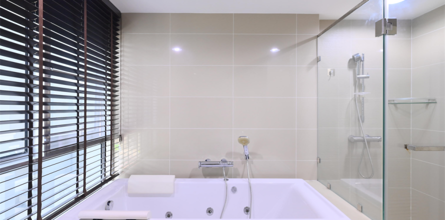 Condo in Bangkok, Thailand, 3 bedrooms № 184699