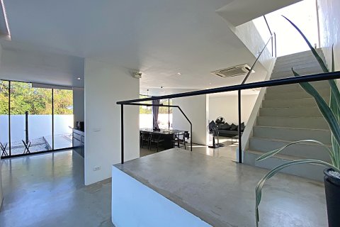 Villa in Hua Hin, Thailand 4 bedrooms № 168278 - photo 11