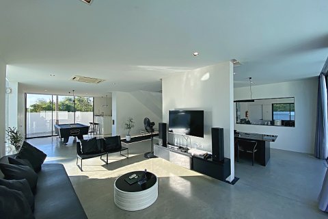 Villa in Hua Hin, Thailand 4 bedrooms № 168278 - photo 15