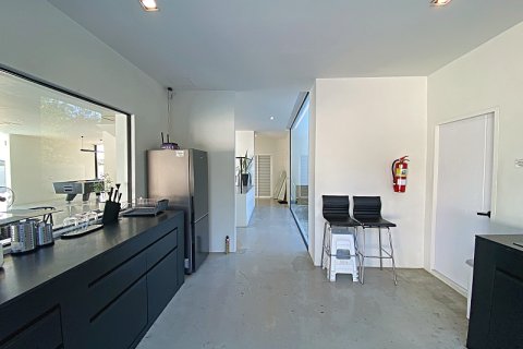 Villa in Hua Hin, Thailand 4 bedrooms № 168278 - photo 21