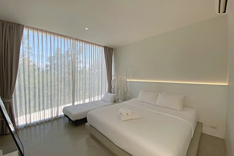 Villa in Hua Hin, Thailand 4 bedrooms № 168278 - photo 25