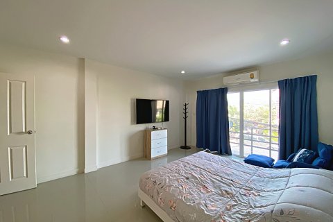 Таунхаус в Хуа Хине, Таиланд с 2 спальнями  № 168281 - фото 12