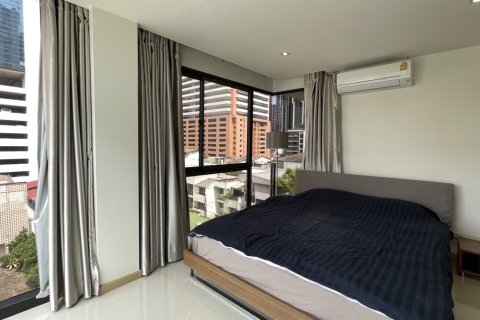 Condo à Watthana, Bangkok, Thaïlande, 2 chambres № 201091 - photo 9