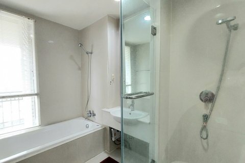 Condo à Watthana, Bangkok, Thaïlande, 2 chambres № 201087 - photo 11
