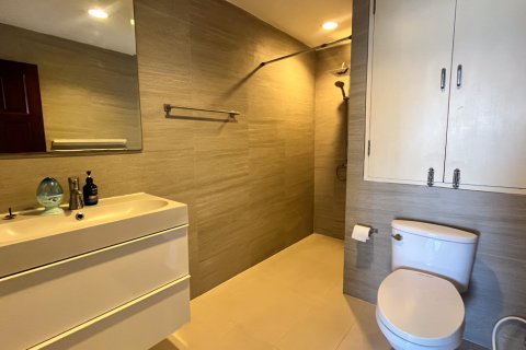 Condo à Watthana, Bangkok, Thaïlande, 3 chambres № 201089 - photo 6