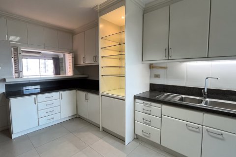 Condo à Watthana, Bangkok, Thaïlande, 3 chambres № 201089 - photo 9