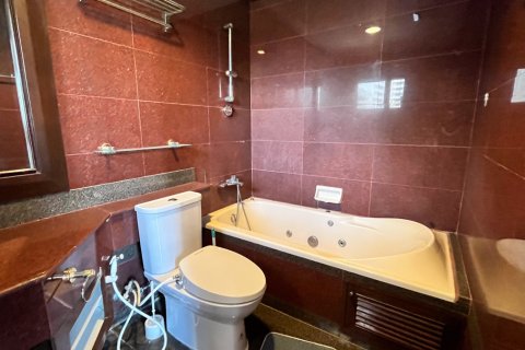 Condo à Watthana, Bangkok, Thaïlande, 3 chambres № 201089 - photo 13