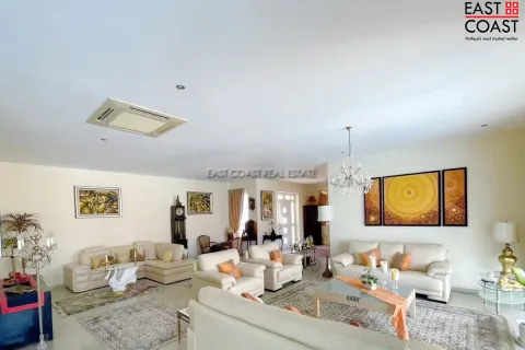 Haus in Pattaya, Thailand 8 Schlafzimmer № 212908 - Foto 4