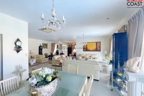 Haus in Pattaya, Thailand 8 Schlafzimmer № 212908 - Foto 13