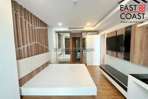 Condominio de 2 dormitorios en Jomtien Beach, Pattaya, Tailandia № 212911 - foto 13