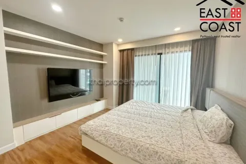 Condominio de 2 dormitorios en Jomtien Beach, Pattaya, Tailandia № 212911 - foto 3