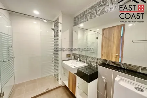 Condominio de 2 dormitorios en Jomtien Beach, Pattaya, Tailandia № 212911 - foto 14