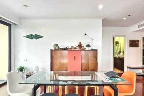 Condo in Khlong San, Bangkok, Thailand, 2 bedrooms  № 114236 - photo 4