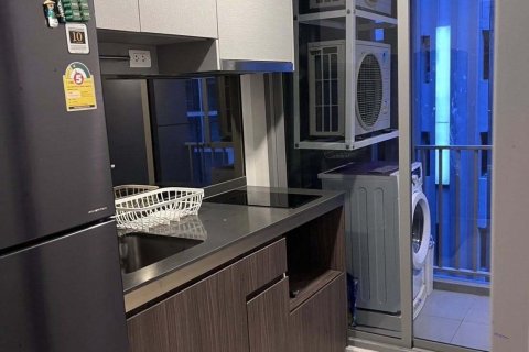 Студия в кондо в Ваттхане, Бангкок, Таиланд № 151253 - фото 9