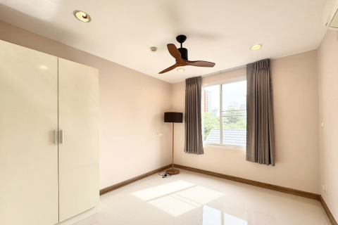 Condo à Watthana, Bangkok, Thaïlande, 2 chambres  № 151252 - photo 3