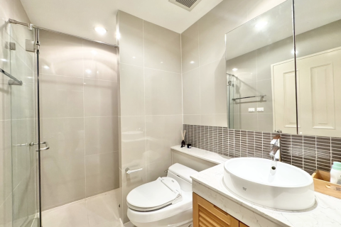 Condo à Watthana, Bangkok, Thaïlande, 2 chambres  № 151252 - photo 10