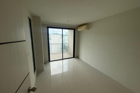 Studio dans le Condo à Kathu, Thaïlande  № 172078 - photo 4