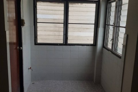 Townhouse in Khlong Toei, Bangkok, Thailand 5 bedrooms № 172362 - photo 4