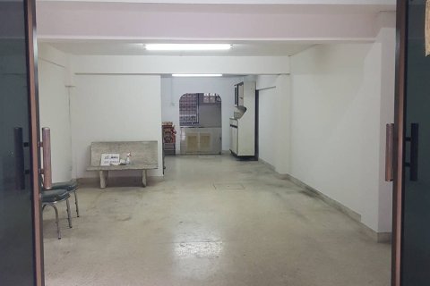 Townhouse in Khlong Toei, Bangkok, Thailand 5 bedrooms № 172362 - photo 3