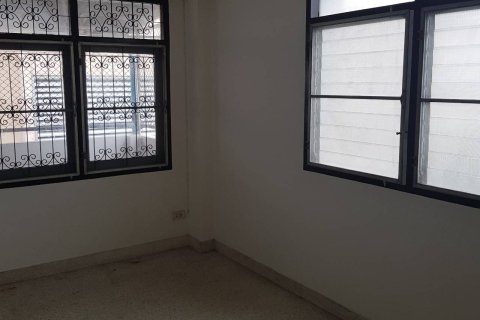 Townhouse in Khlong Toei, Bangkok, Thailand 5 bedrooms № 172362 - photo 7