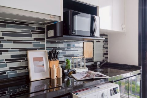 Studio in the Condo in Sathon, Bangkok, Thailand  № 172363 - photo 14