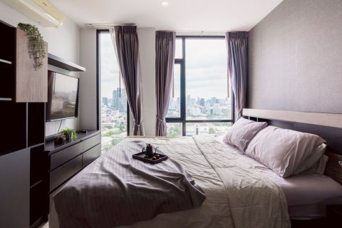 Studio in the Condo in Sathon, Bangkok, Thailand  № 172363 - photo 12