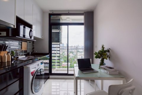 Studio in the Condo in Sathon, Bangkok, Thailand  № 172363 - photo 11