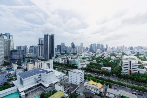 Studio in the Condo in Sathon, Bangkok, Thailand  № 172363 - photo 4